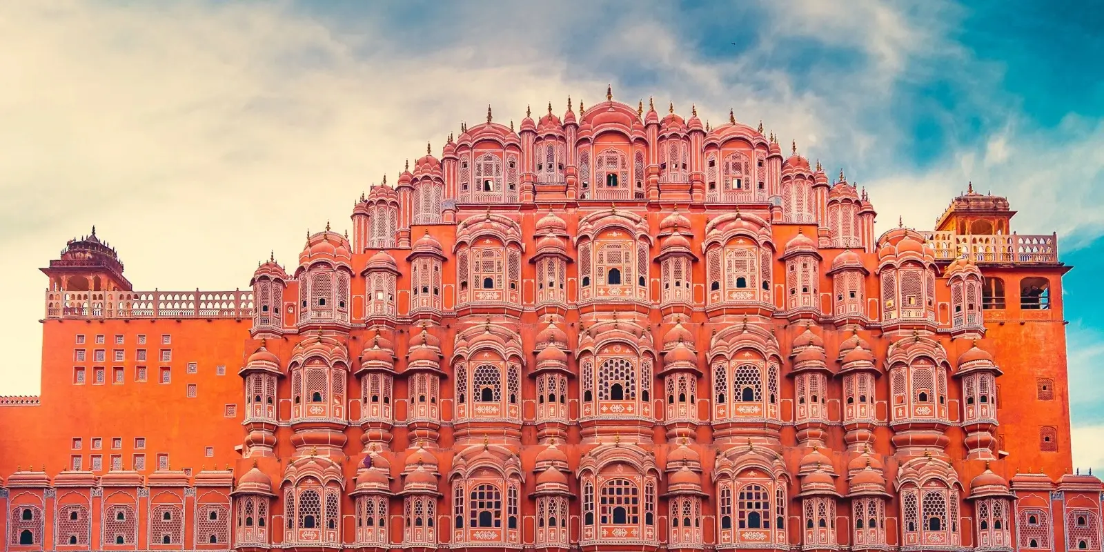 Jaipur tour package by The Travelit